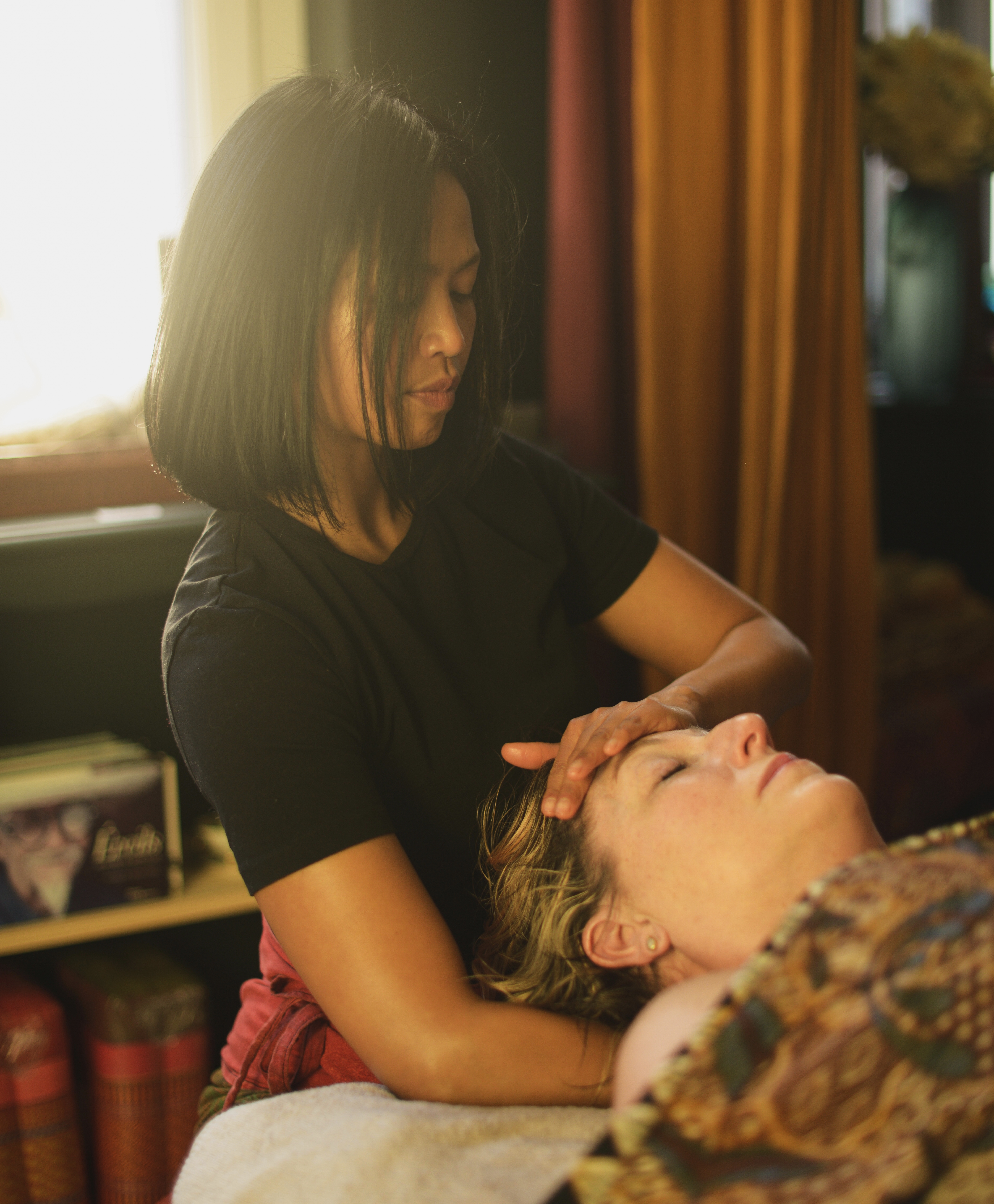 Dettaglio massaggio ai piedi